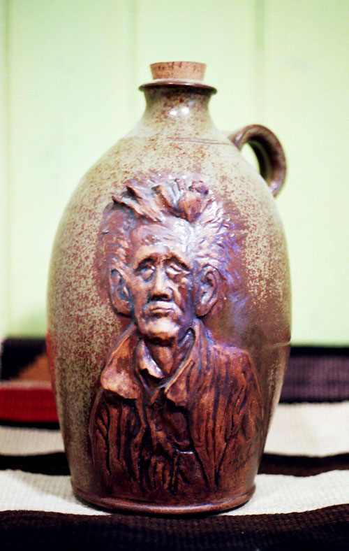 Jug 01