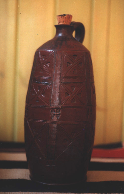 Jug 34